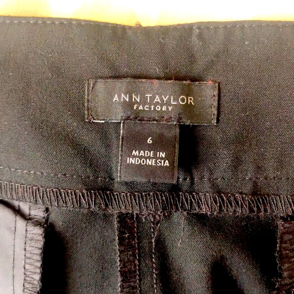 Ann Taylor stretchy Suit pants - Picture 3 of 3